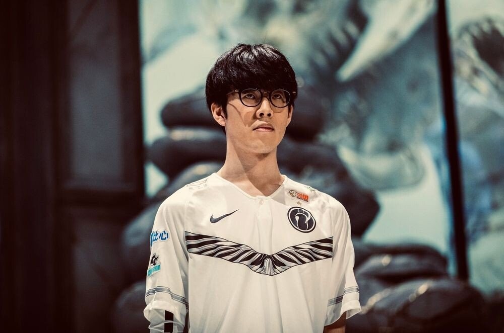 他国家相比 他国家相比