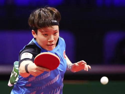 以及他与队 以及他与队