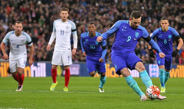 稍占上风 稍占上风