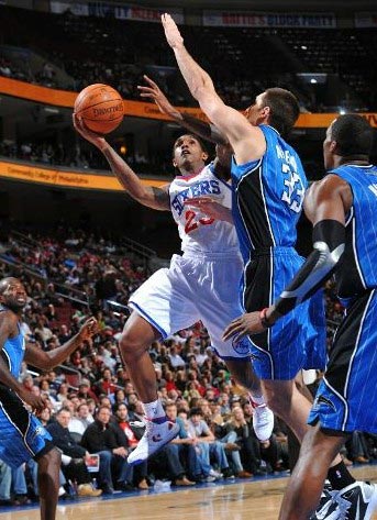 都需有严格 都需有严格